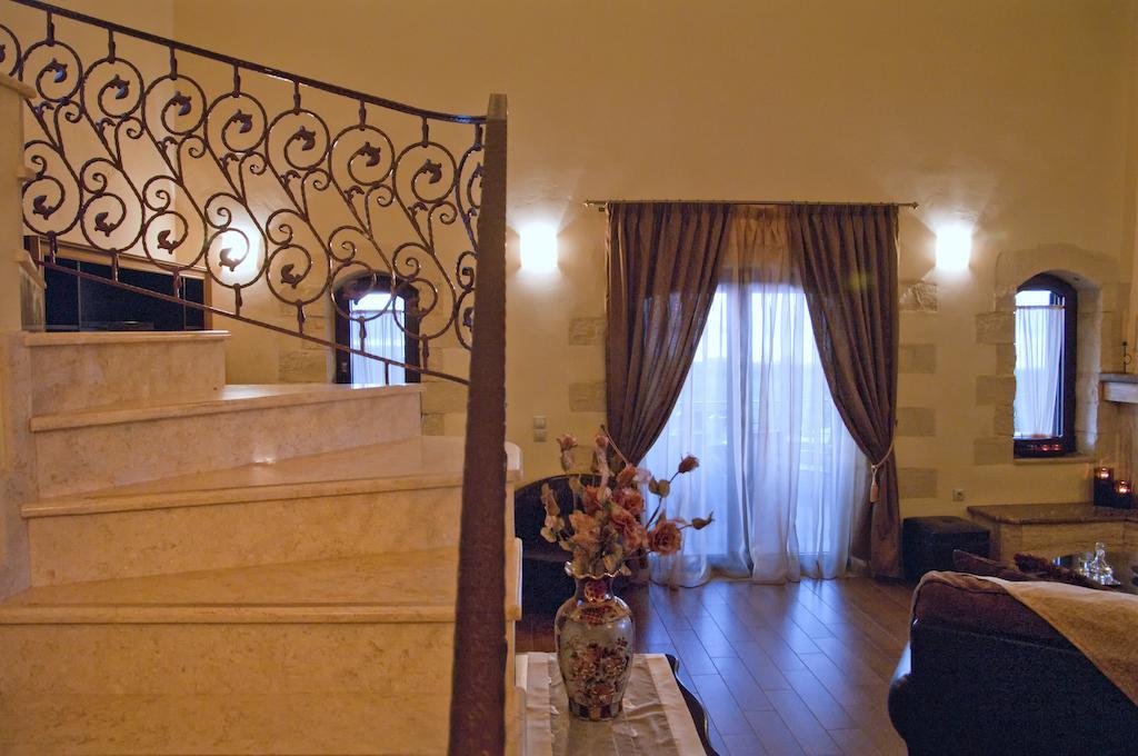 Giovanta Villa Kondomarion Room photo